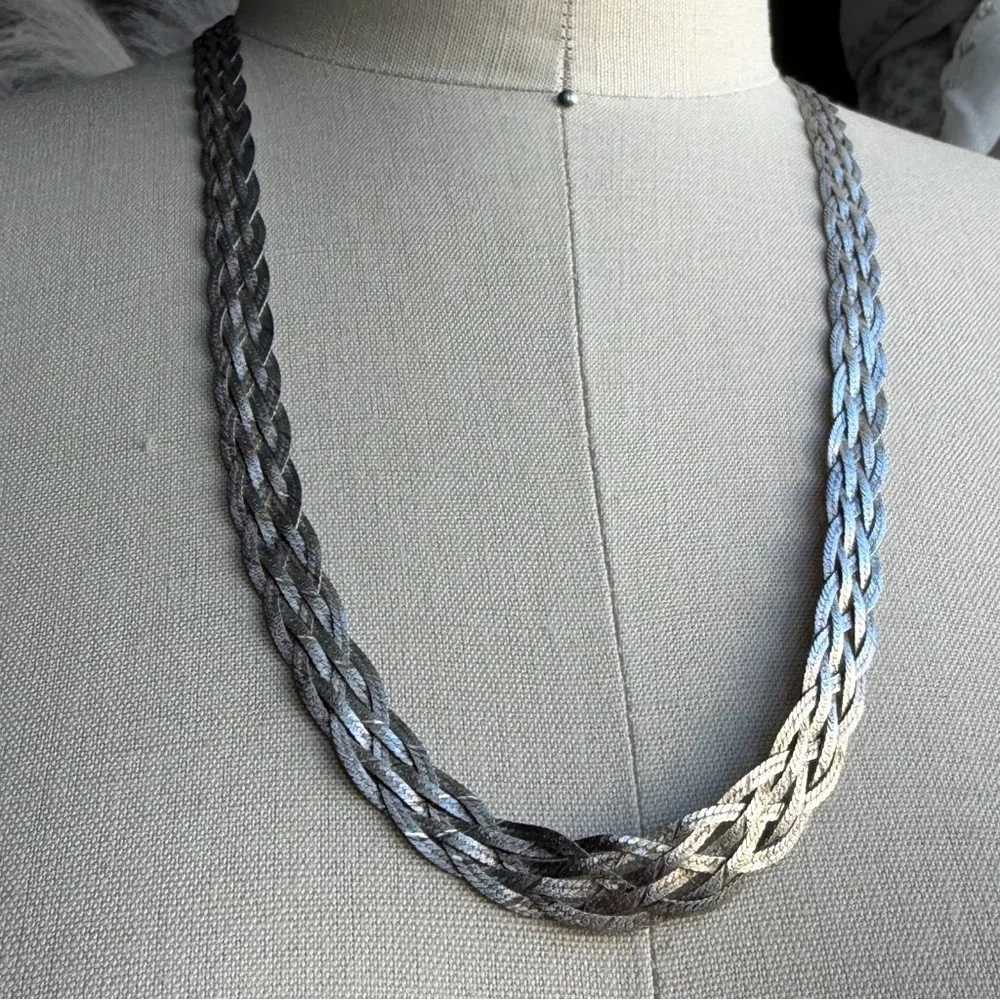 ISC ITALY 925 |Vintage| Sterling Silver Lightweight Braided Herringbone Necklace - Picture 1 of 14